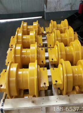 山推配件 SD23四轮一带 山推推土机履带链轨支重轮 山推SD230底盘