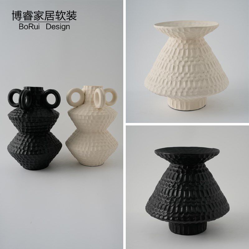 侘寂风中古艺术手工陶瓷带环花瓶摆件样板房民宿创意软装黑色花器