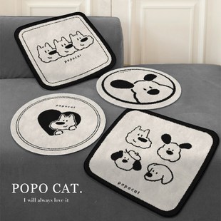 奶油风小狗汽车坐垫椅子垫高级感防滑毛绒沙发垫屁垫座垫四季通用