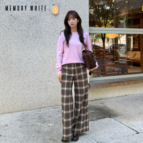 山羊绒卷边圆领宽松软糯女毛衣