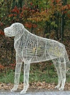 不锈钢镂空狗雕塑旅游度假风景区装饰营销中心售楼处小区草坪摆件