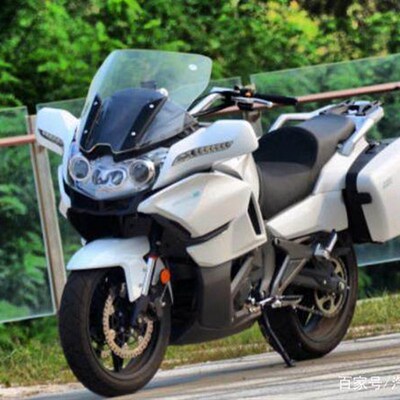 适用于春风650TR-G国宾车民用版旅行车改装加高 5MM挡风玻璃 风挡