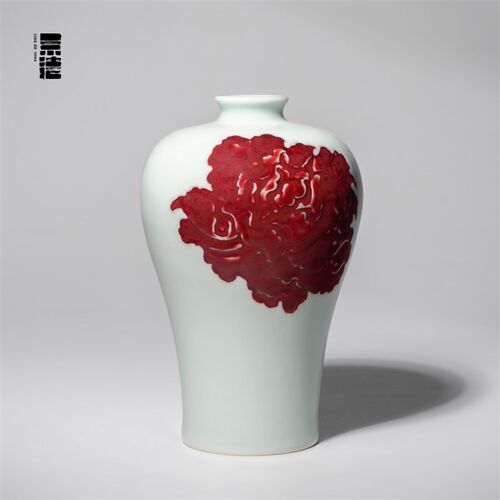 景德1004釉里红宝烧全手工划刻牡丹纹剔填铜红釉梅瓶中式花瓶20cm