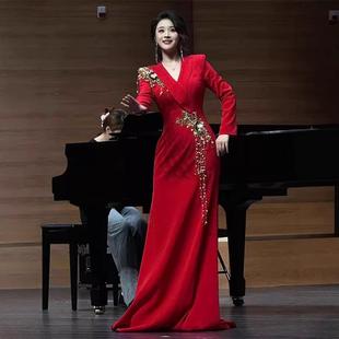 2026新款年会主持人礼服女高级感红色长袖声乐艺考晚礼服裙大