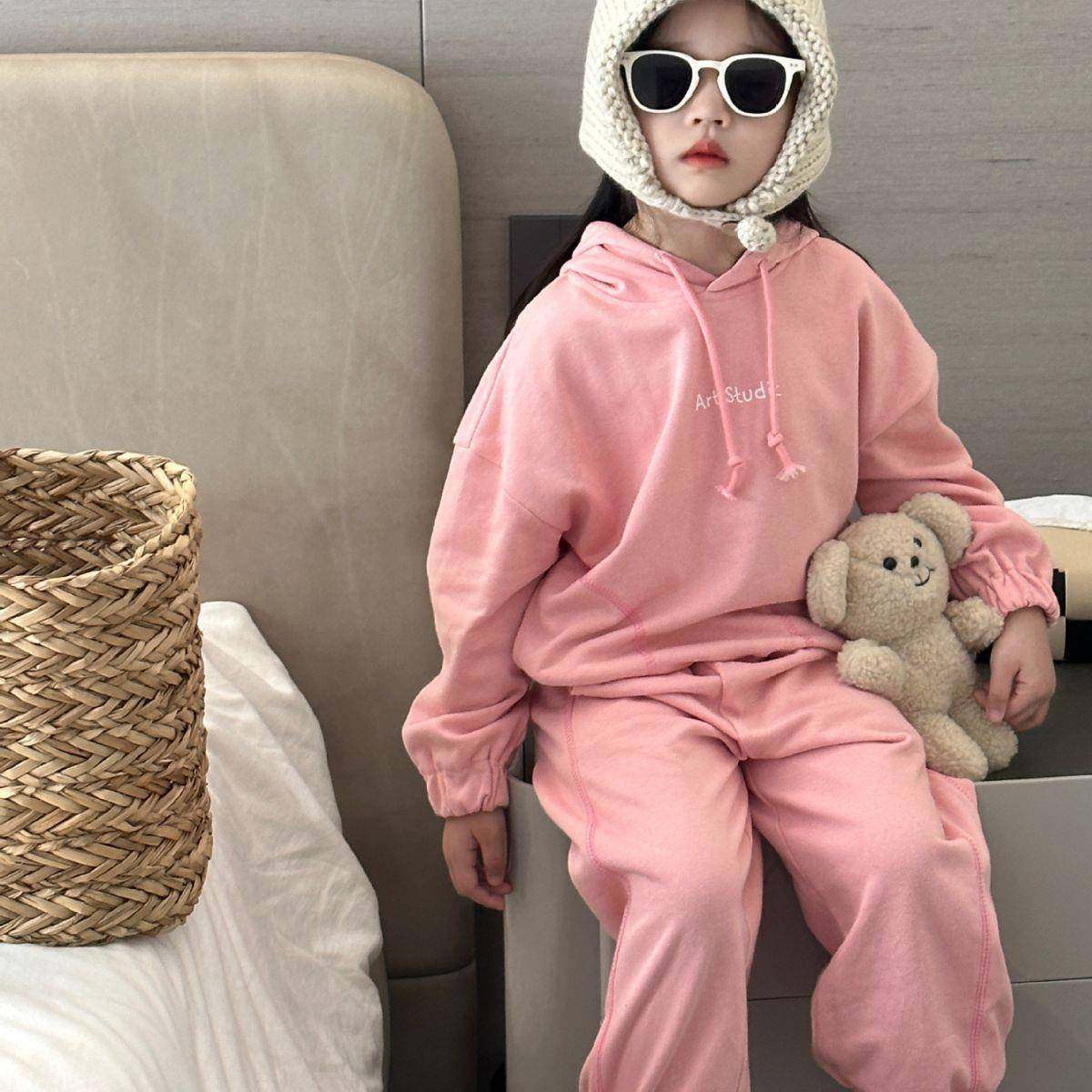 2026新款韩版23秋冬童装女孩中性卫衣连帽套装纯棉亲肤印花,童装/婴儿装/亲子装,儿童运动套装,淘宝优惠券,粉丝福利购,淘宝优惠卷
