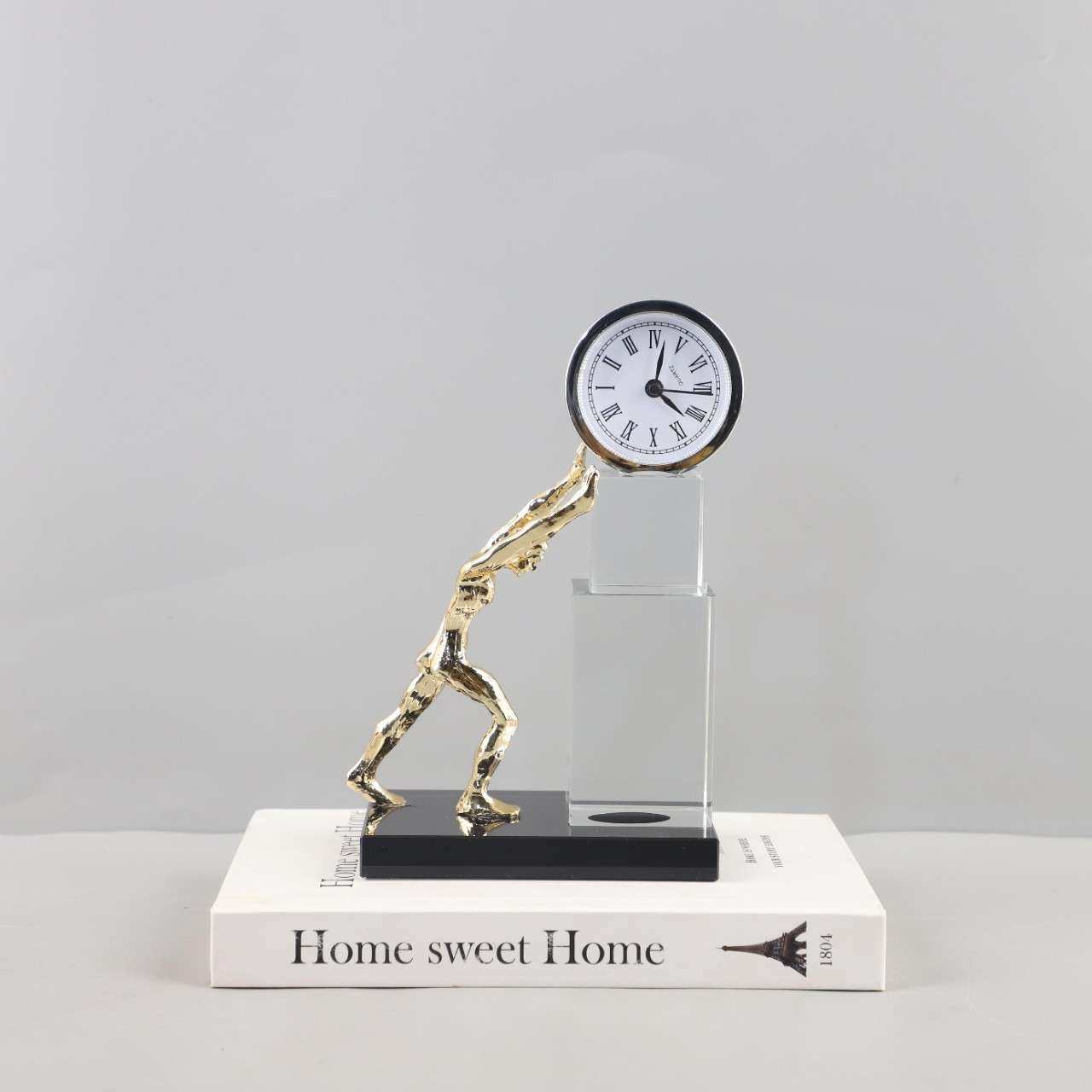 现代简约水晶推钟人个性钟表座钟装饰摆件客厅玄关电视柜家居饰品