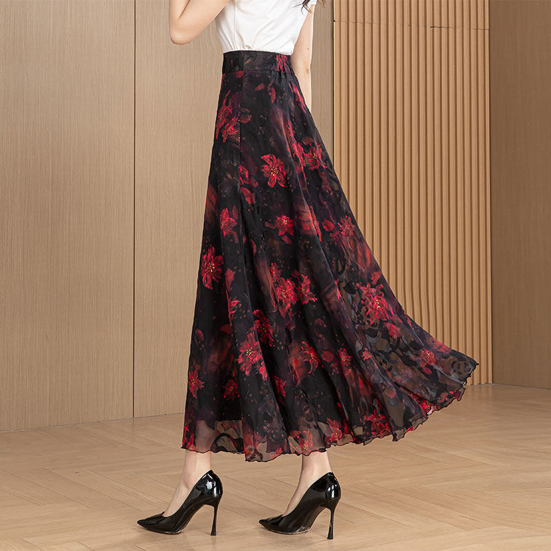 2026夏季新款剪花雪纺半身裙女高腰显瘦垂感a字长裙大摆跳舞裙子