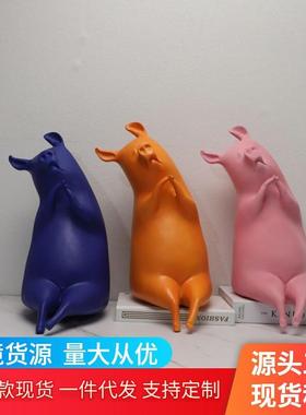 现代简约小猪动物摆件客厅电视柜样板房酒店家居创意软装饰品