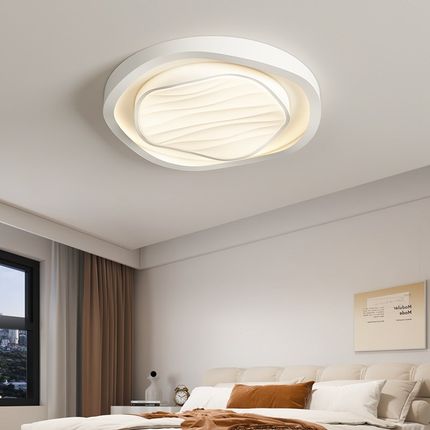 简约全光谱卧室灯吸顶灯高亮房间灯奶油风护眼灯具高显指个性