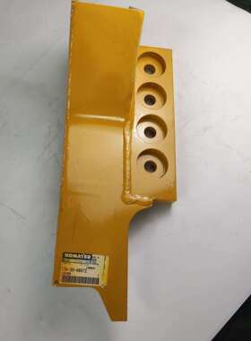 原设备生产商 适用原厂推土机D155A-6 盖 17A-30-48972