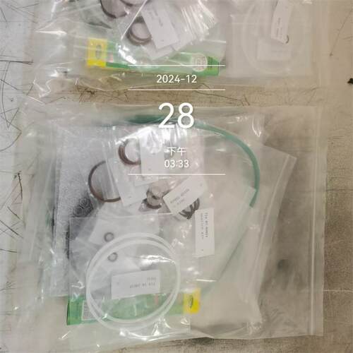 供应装载机WA470-6前桥活塞421-33-31331 装载机配件