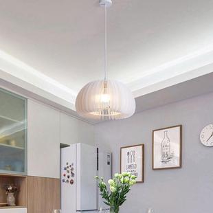 北欧2022新款 现代简约创意客餐厅温馨白色南瓜灯吧台卧室吊灯