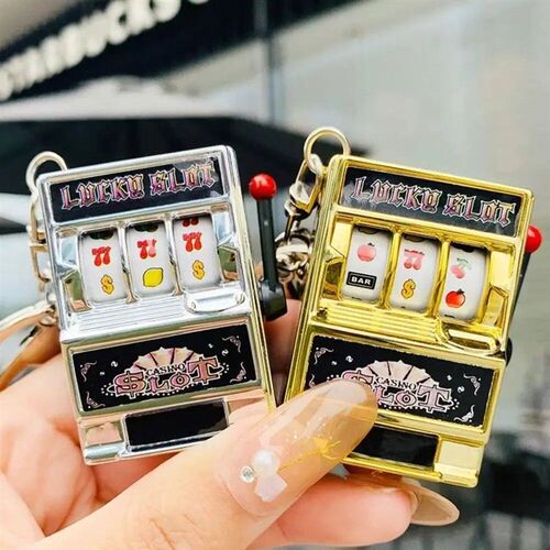 Mini Gambling Slot Machine Key Chains Creative Arcade Pocket