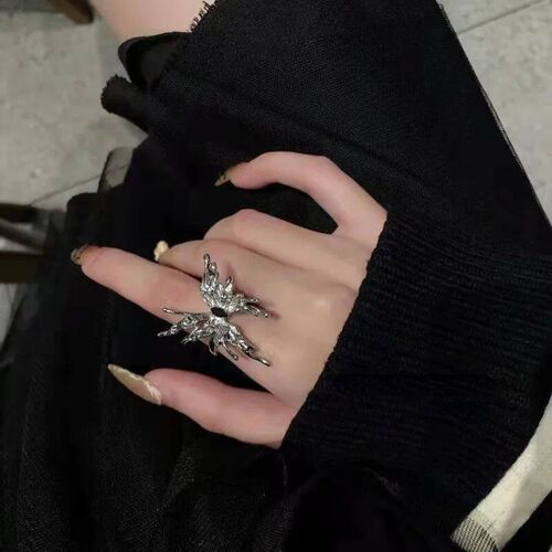 Vintage Punk Metal Shape Butterfly Adjustable Womens Rings