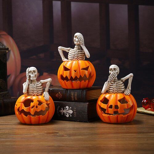 Halloween pumpkin lantern decorations party atmosphere skull