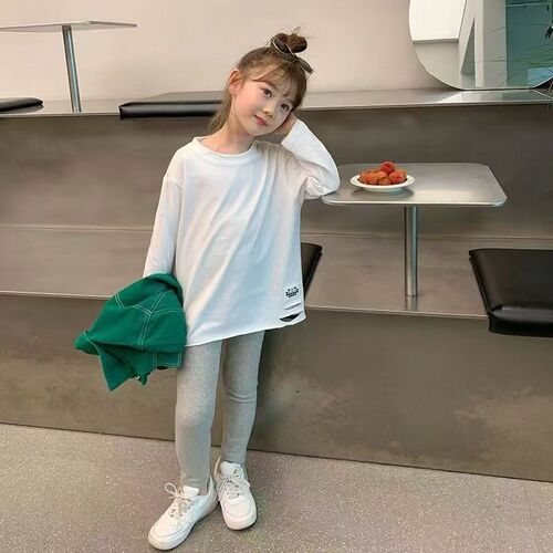 Spring 2025 Kids Plain Tshirt Fashionable Hole Base Shirt fo
