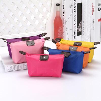Korean-style large capacity dumpling bag, travel portable to