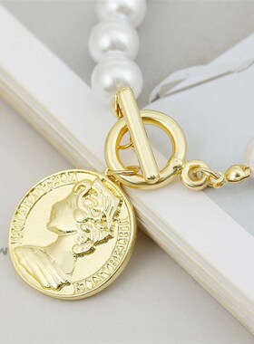 European and Korean fashion pearl brlet metal plate pendant