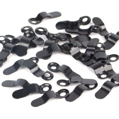 Black bow shaped shrapnel backplate, silver pressure plate,