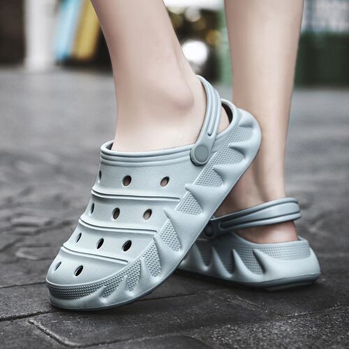 Women Slippers Summer Clogs Hollow Outdoor Pool Sandals Gard