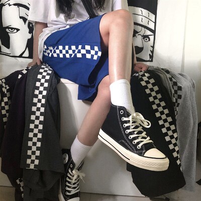 2023 New Lattice Fashionable Beach Solid Color Short Simple
