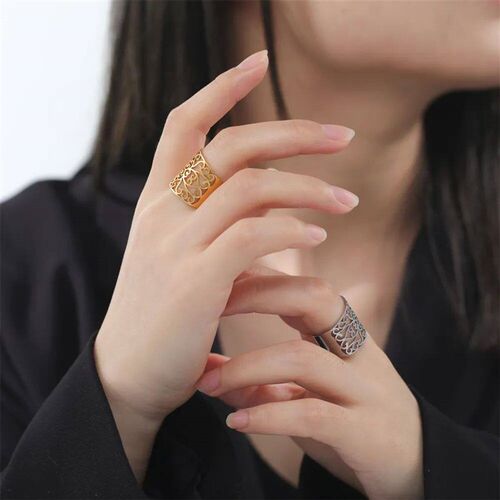 Cazador Vintage Flower Filigree Ring for Women Stainless Ste