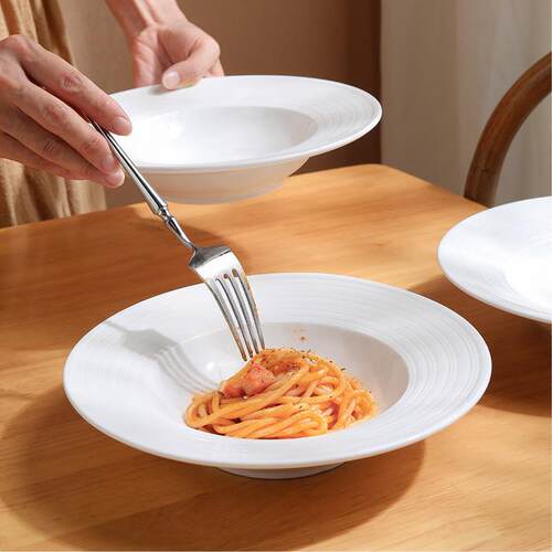 Nordic White Ceramic Plate Round Design for Everyday Dining