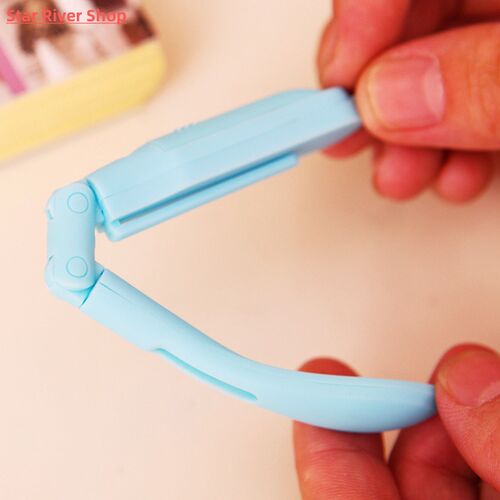 Night Light Book with Clip Mini Portable LED Reading Lamp En