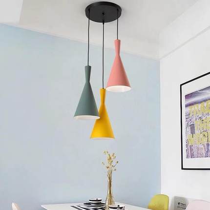 三头餐厅吊灯现代简约 北欧创意个性吧台吊灯奶茶店马卡龙led灯具