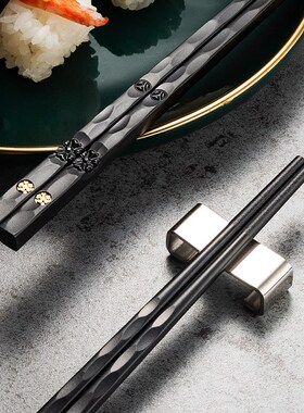 5 Pairs Japanese Chinese chopsticks Sushi Sticks Reusable Me