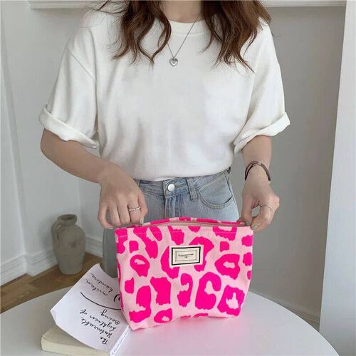 Retro  Womens Cosmetic Bag Fashion Large Girls Pencil Case