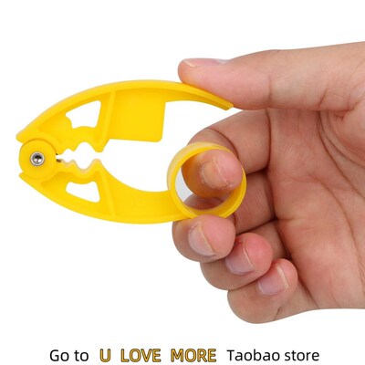 Melon Seed Plier Clamp Plastic Nutcracker Nut Cracker Clip W
