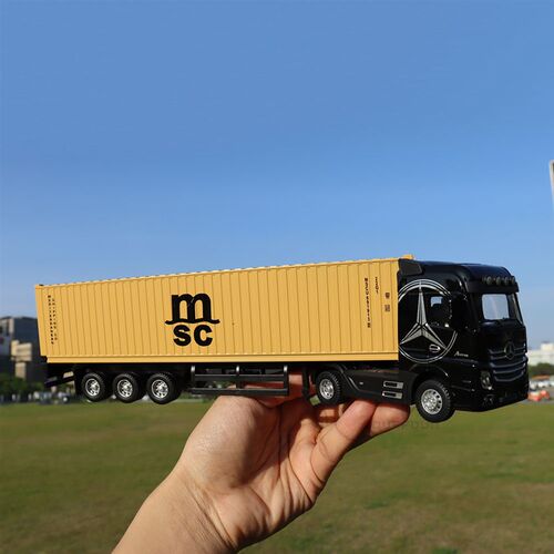 1/50 Diecast Alloy Truck Toy Car Model Removable Engineering