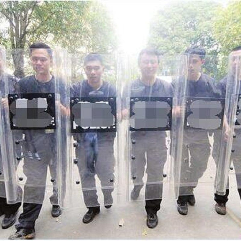 进口PC防暴盾牌防爆盾组合式加强型保安长形盾牌安保防护装备器材