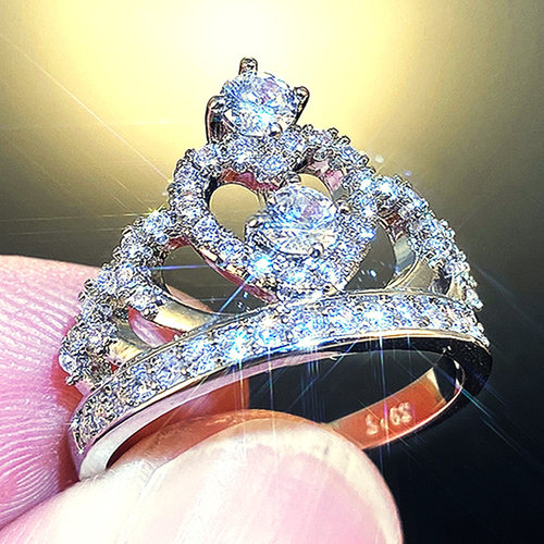 Huitan Hot Selling Fancy Crown Women Ring Best Anniversary G