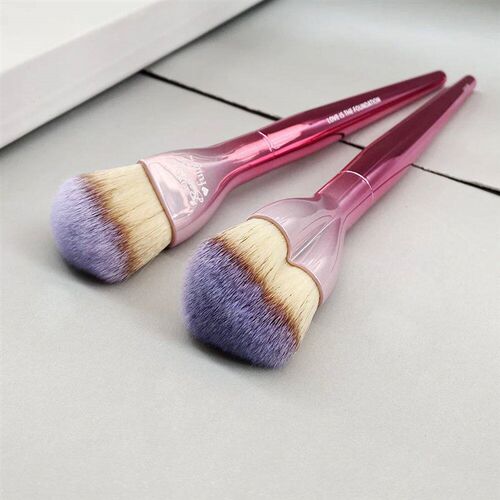 Love Beauty Fully Love is the Foundation Makeup Brush - Pink