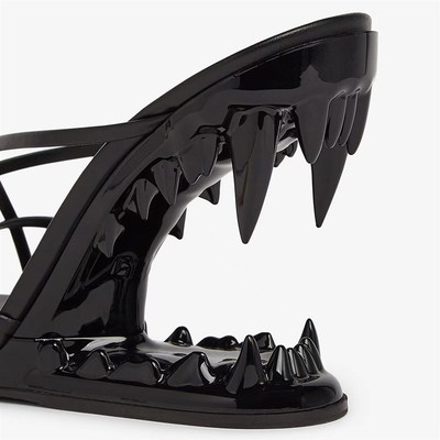 Newest design luxury shoes for women peculiar tiger teeth we