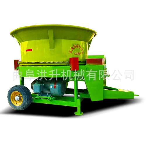 秸秆草捆揉丝粉草机高喷出料圆盘粉碎机牵引移动铡草机养殖饲料机