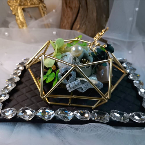 纯手工制作几何永生花香薰车用摆件 个性除味装饰汽车内饰用品