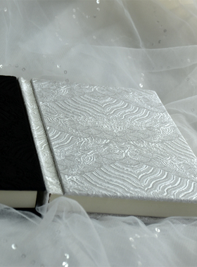 六棵树【无极】A5黑白色古风硬面手帐本刺绣手绘本男士本子情侣本