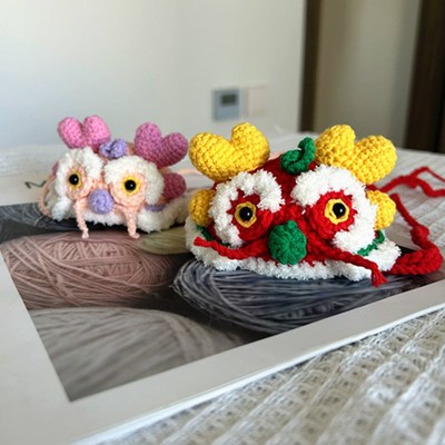 宠物过年喜庆帽子手工针织龙年帽小狗狗新年头套猫咪围巾衣服配饰