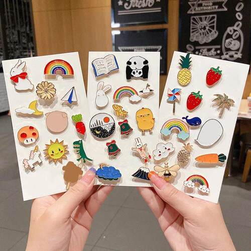 10-50Pcs Enamel Badges Pins Diversity Random Badges Personal