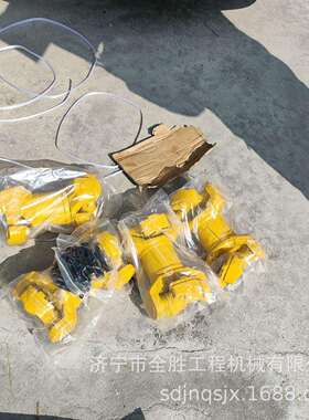 D65P-15推土机万向节 十字轴14X-12-11200 履带总成