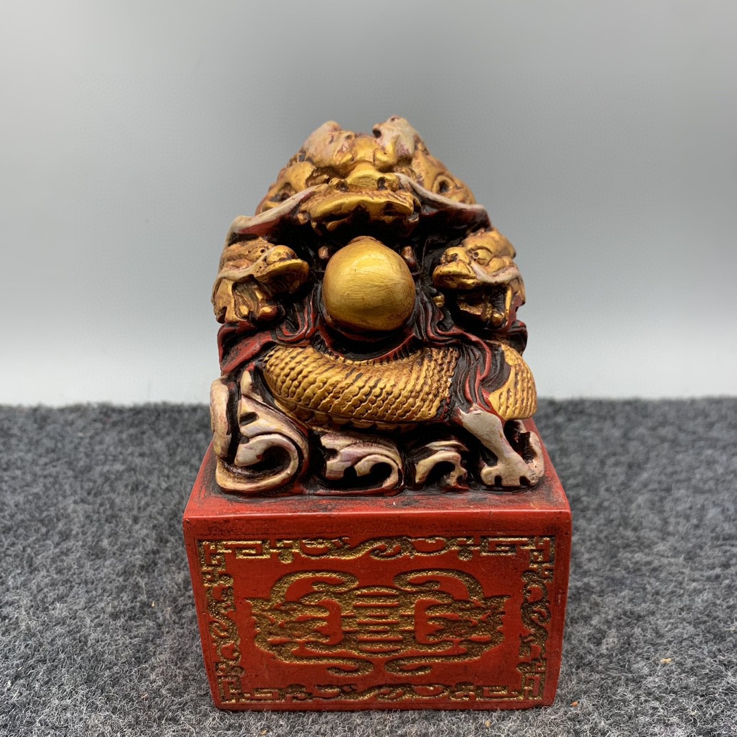 古玩仿寿山石雕朱砂描金印章104天顺三龙玉玺摆件带字客厅装饰