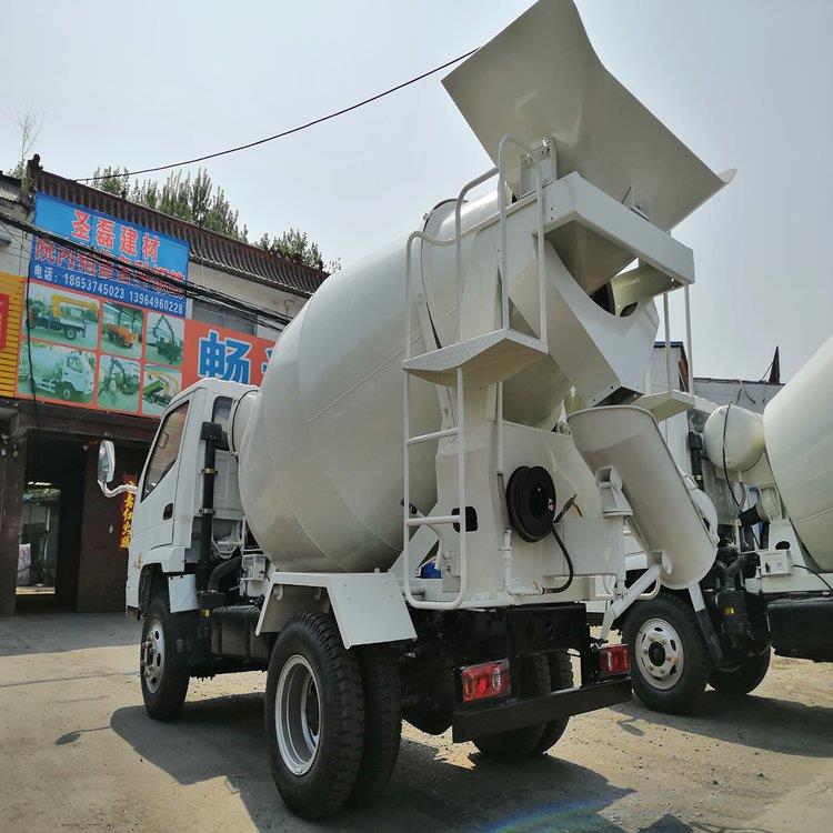 六轮水泥搅拌车 混凝土搅拌运输罐车 济宁唐骏搅拌车销售电话
