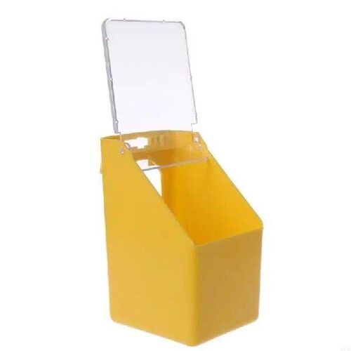 Q39B Chicken Watering Cups Hanging with Clips & Cover
