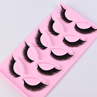 Exaggerated oblique flying sycophantic thick false eyelashes