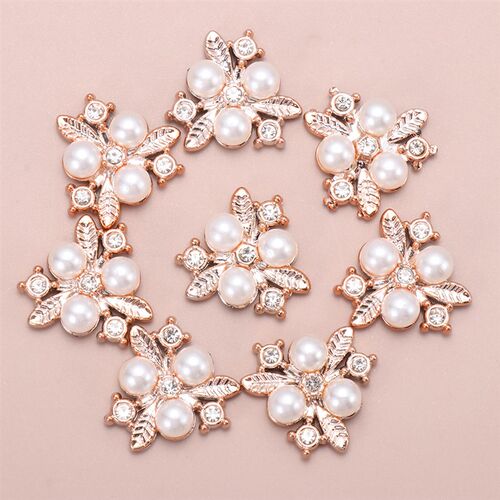 10Pcs Pearl Flower Shaped Rhinestone Buttons Sparkling Cryst