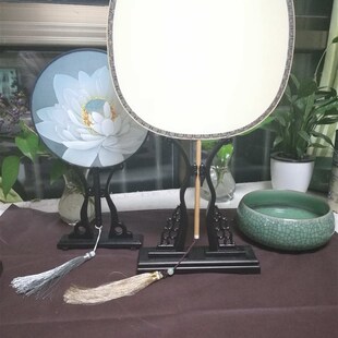 大型新款玉竹八瓣海棠芭蕉小方格面熟绢空白团扇装含扇架锦盒