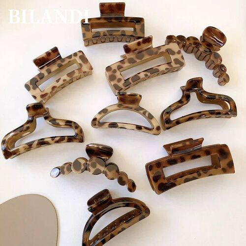 Bilandi Elegant Leopard Print Resin Grab Clip Large Acetate